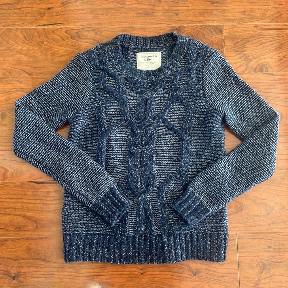 COPY - Abercrombie & Fitch Blue Slim Rib Cable Knit Crewneck Sweater
